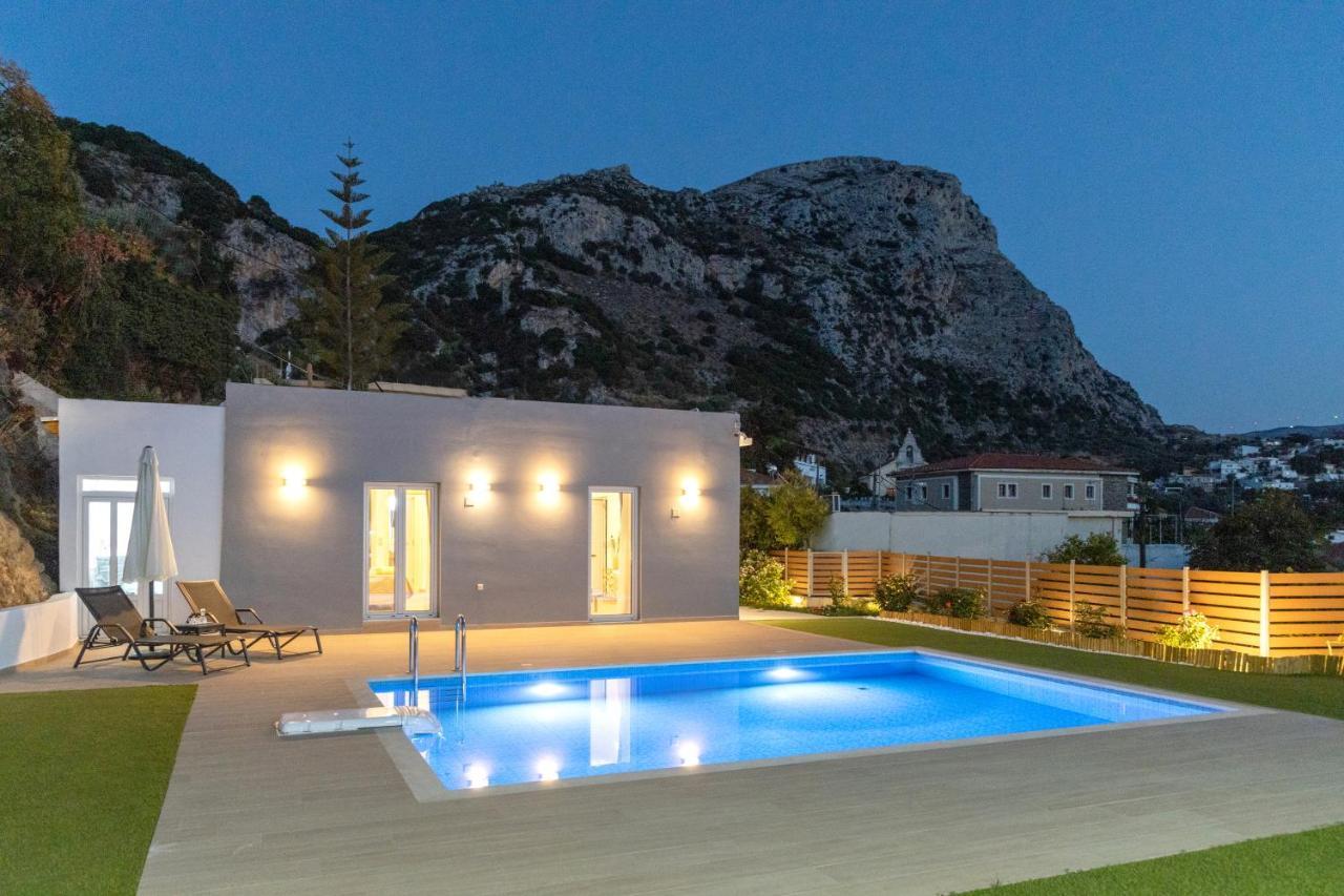 Villa Neonis Spílion Exteriör bild