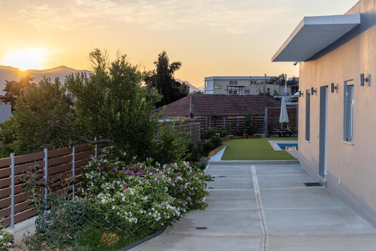 Villa Neonis Spílion Exteriör bild