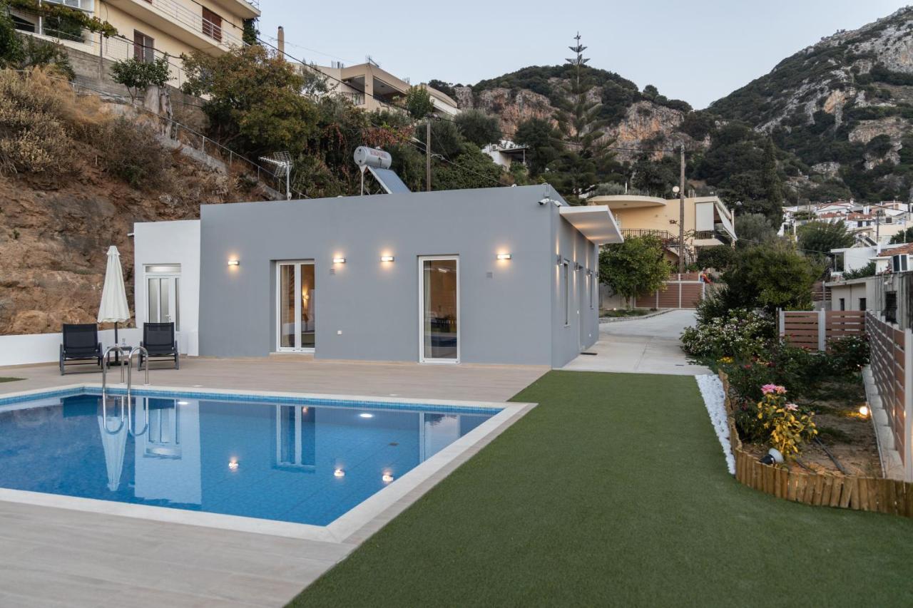 Villa Neonis Spílion Exteriör bild